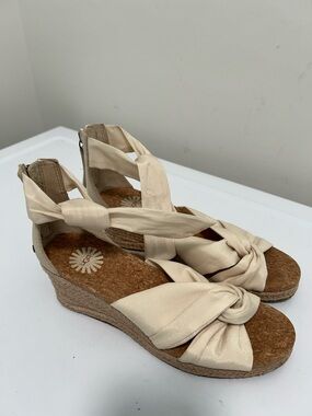 Ugg Traci Espadrille Wedge Sandals Cream Tan Size 6